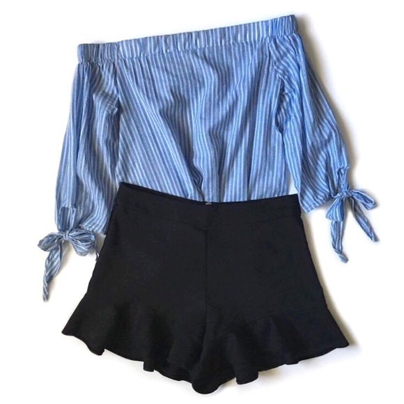 high waisted frill shorts